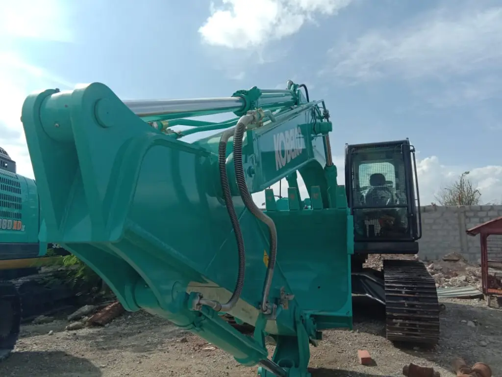 Kobelco SK220XD LC