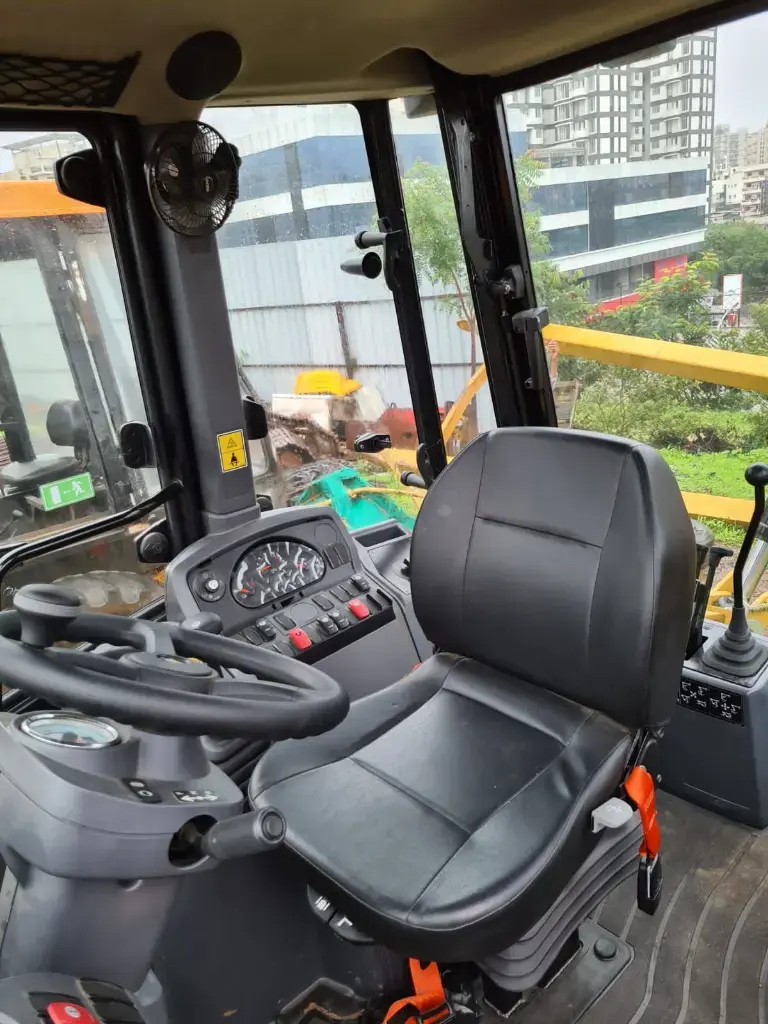 CAT 424 (11).webp