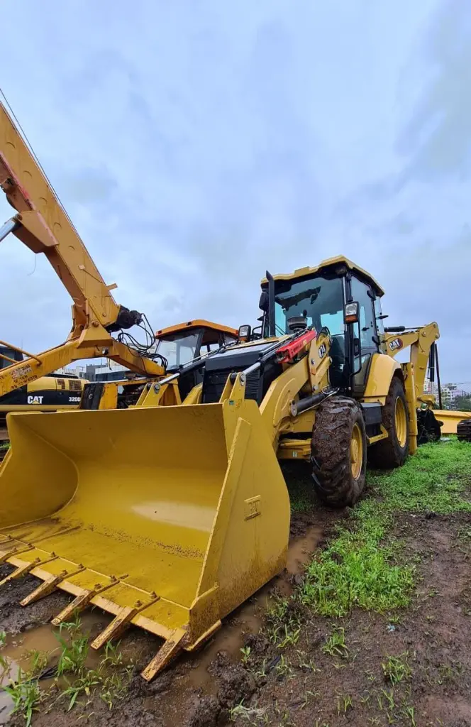 CAT 424 (10).webp