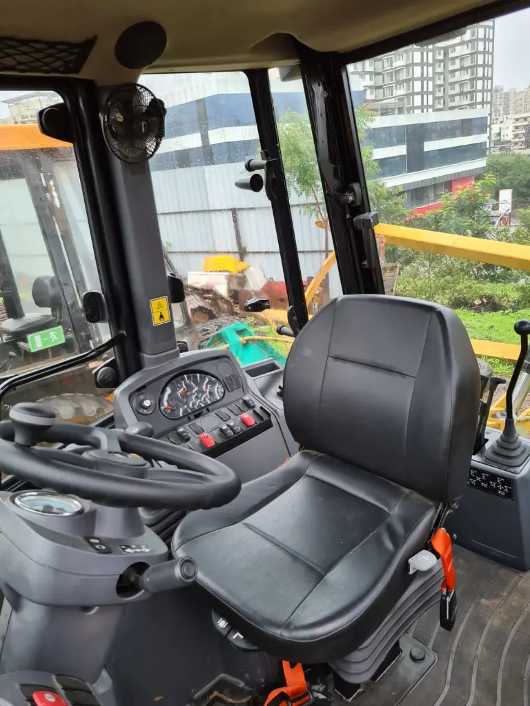 CAT 424 (11).webp