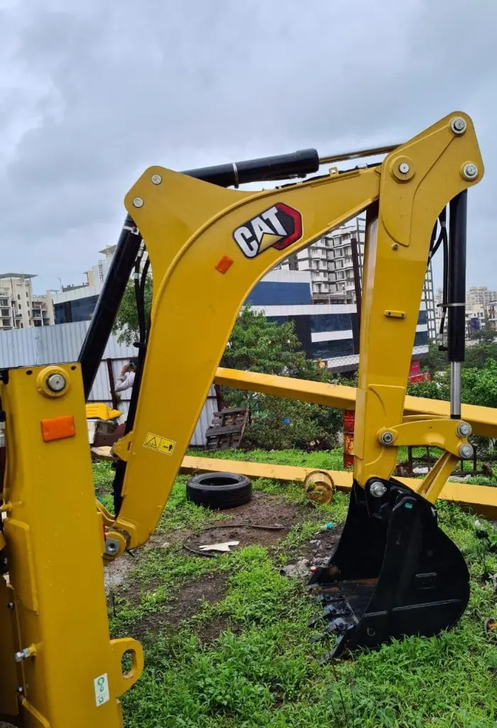 CAT 424 (7).webp