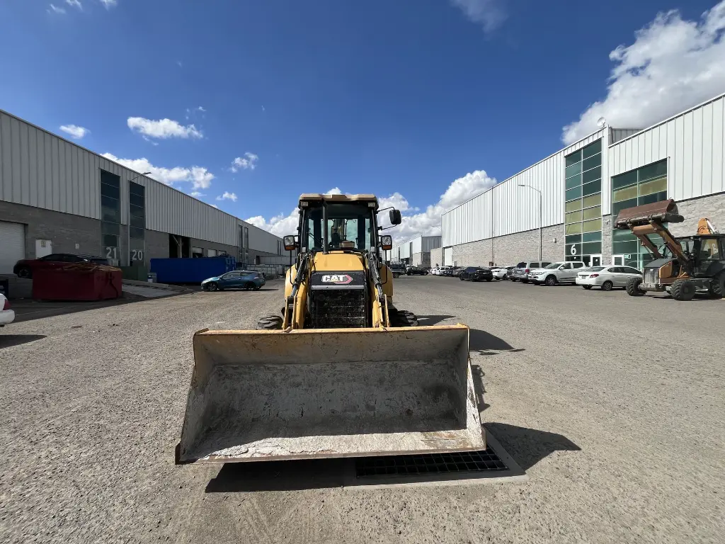 CAT 424