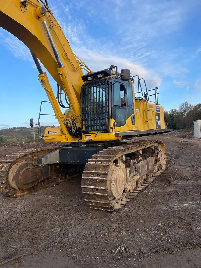 2016 KOMATSU PC700LC-8E0 (32).webp