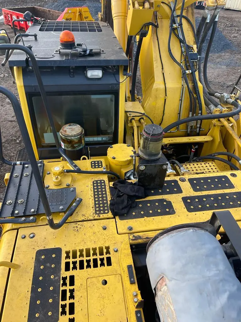 2016 KOMATSU PC700LC-8E0 (36).webp