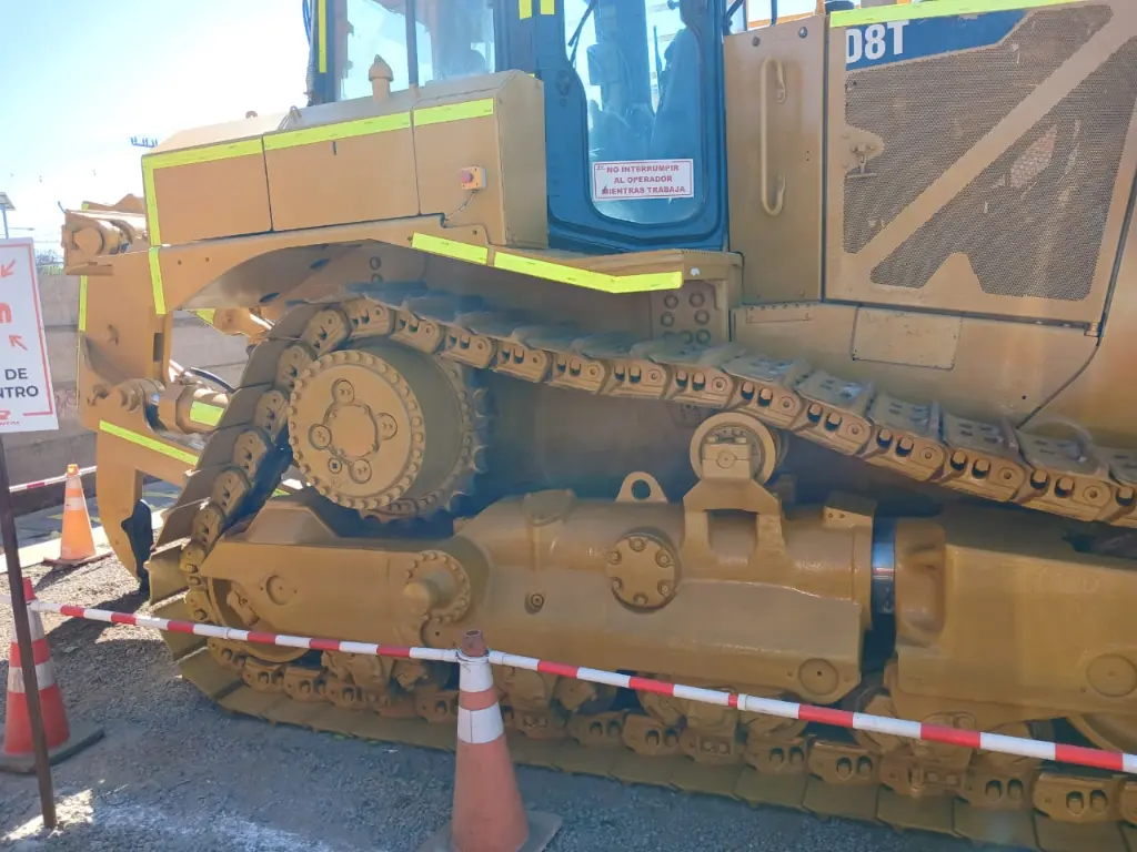 CAT D8T 2018_3.webp