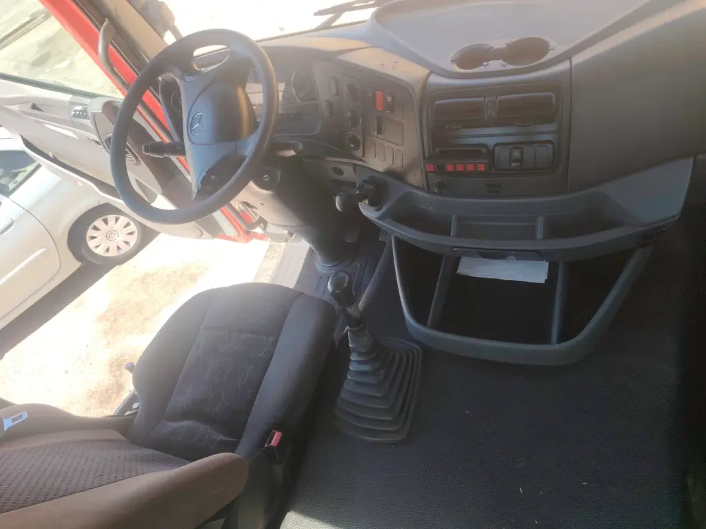 2011 Mercedes Benz AXOR 2540_8.webp