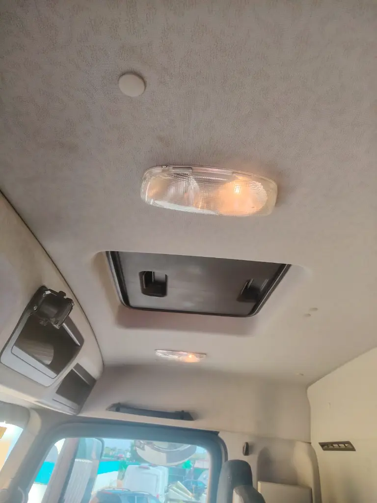 Mercedes Benz Arocs 2015 Blanco_15.webp