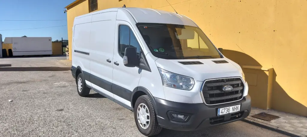 2022 Ford Transit L3H2_1.webp