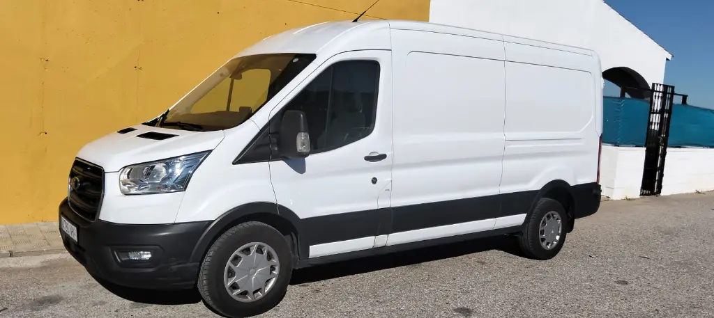 2022 Ford Transit L3H2_4.webp