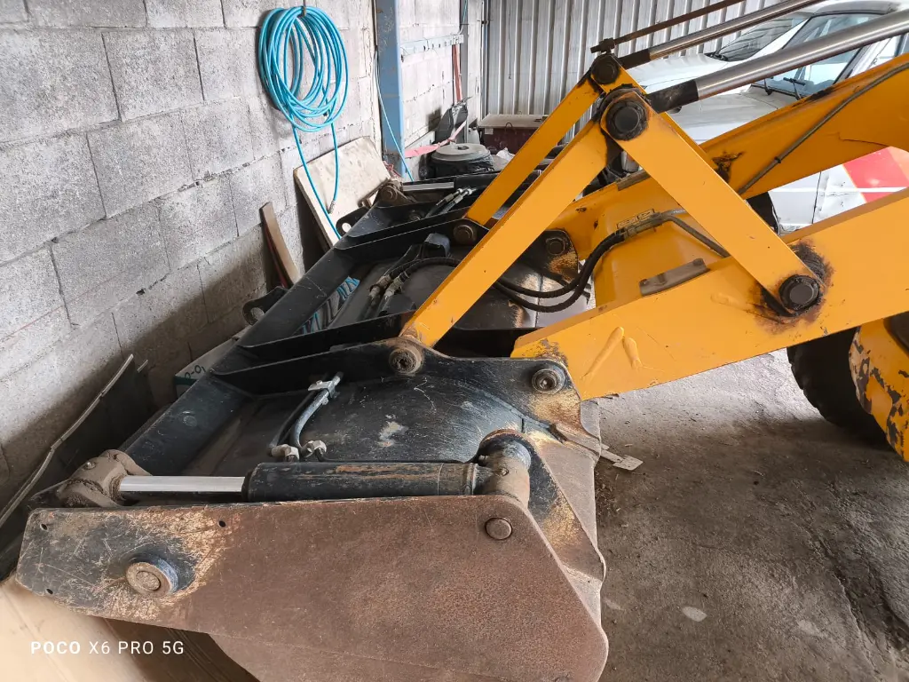 JCB 3CX ECO 2019 3400 HORAS SN 6644_7.webp