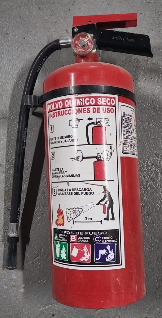 EXTINTOR DE 6 KG USADO  6 KG 