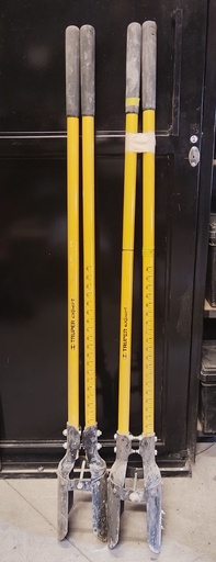 [HV_13] CAVADOR DE MANGOS DE FIBRA DE VIDRIO 48" USADO/BUEN ESTADO TRUPER EXPERT 11982