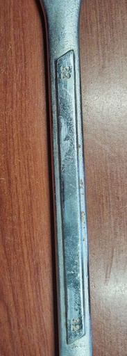 [HV_63] LLAVES COMBINADAS 32 mm CRV USADO/BUEN ESTADO CrV 
