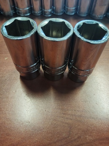 [HV_169] DADOS 1 1/8"- 6 PUNTAS SEMINUEVOS URREA 5563HL