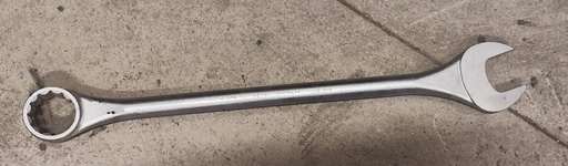 [HV_242] LLAVE COMBINADA 2 1/4" USADA URREA 1272