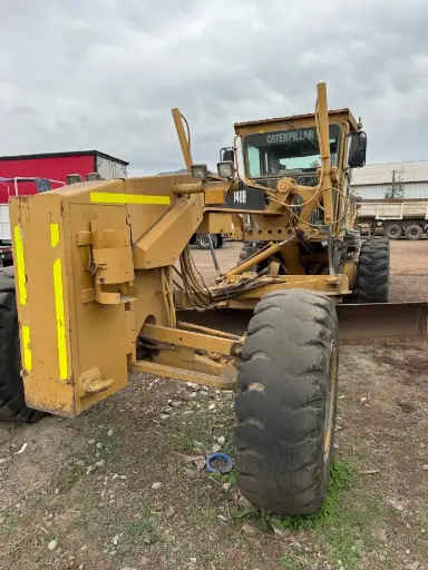MOTONIVELADORA CAT 140H 2005 